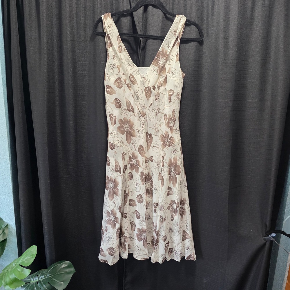Ann Taylor Loft 100% Silk Floral V-Neck Midi Dress Brown Cream Size 8 - Picture 2 of 10
